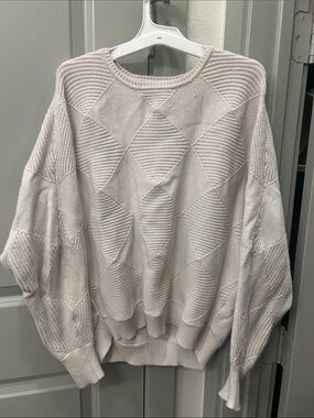 Tahari Cream Diamond-Pattern Crew Neck Sweater